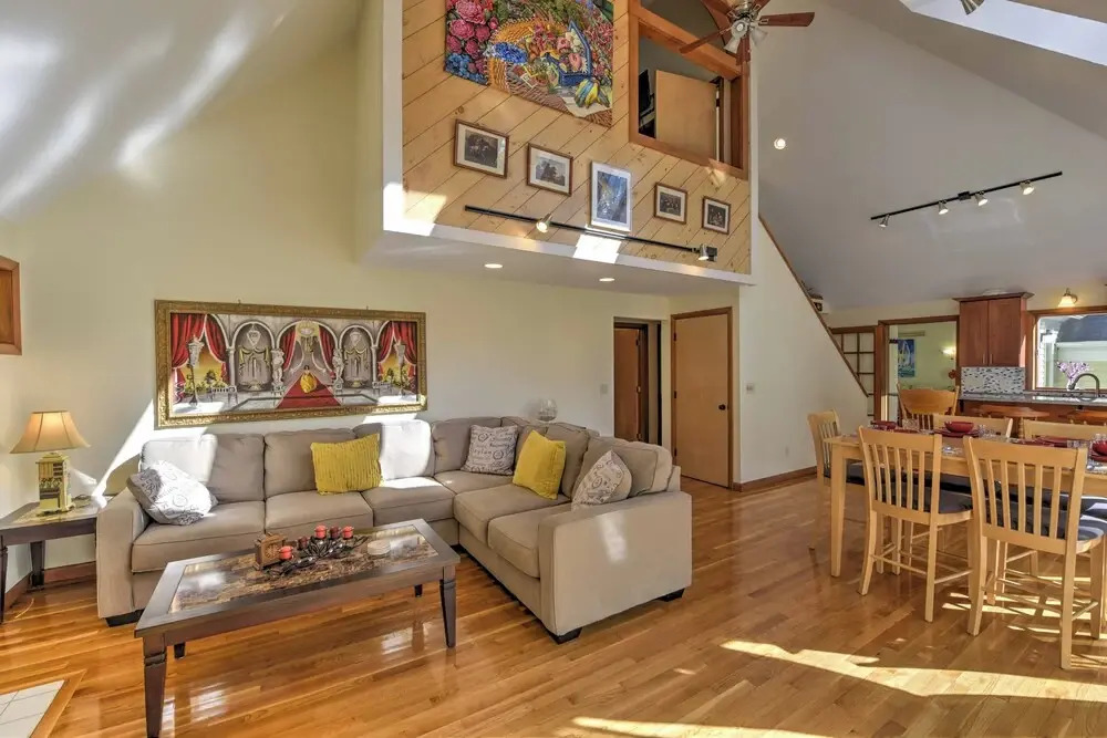 Families Welcome! East Falmouth Home 4 Mi to Beach