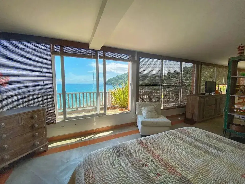 Red Beach Mansion