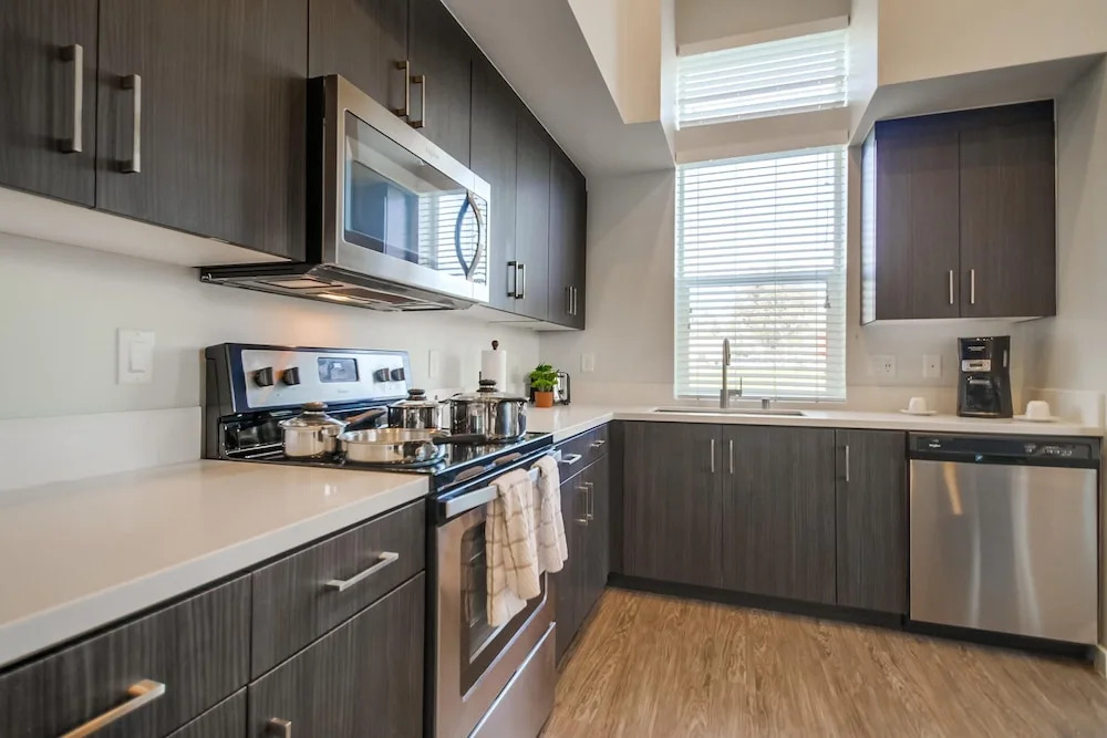 The Luxe Suites of San Marcos