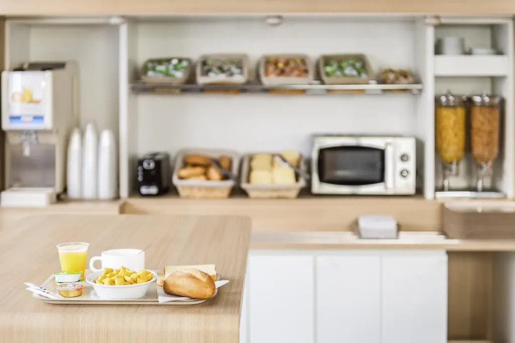 hotelF1 Aulnay Garonor A1