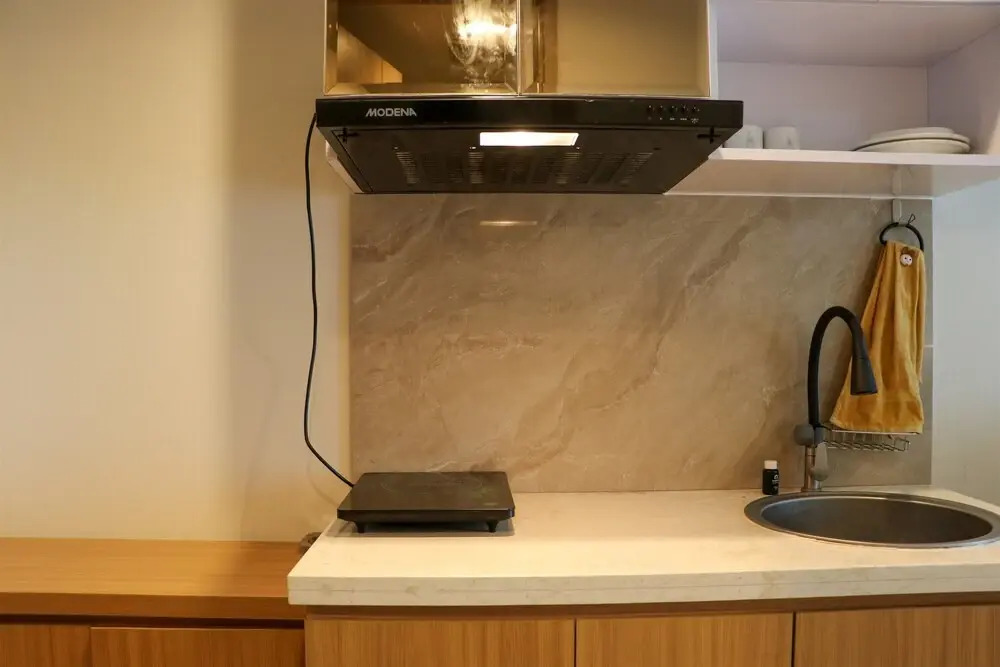 Elegant And Comfy Studio At Tamansari Iswara Apartment