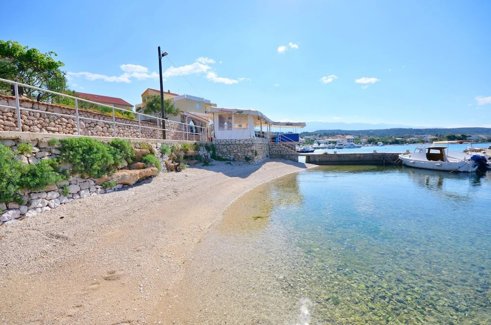 Apartments Marinko