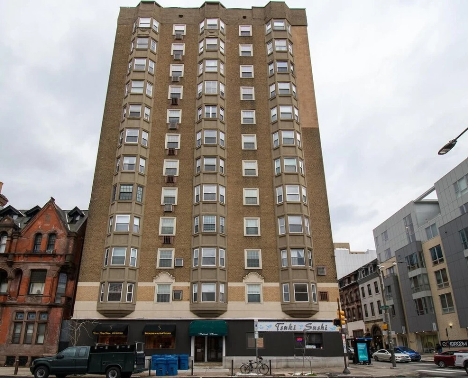 2135 Walnut Street Enjoy Sunsets at 1BR Home at Rittenhouse Square