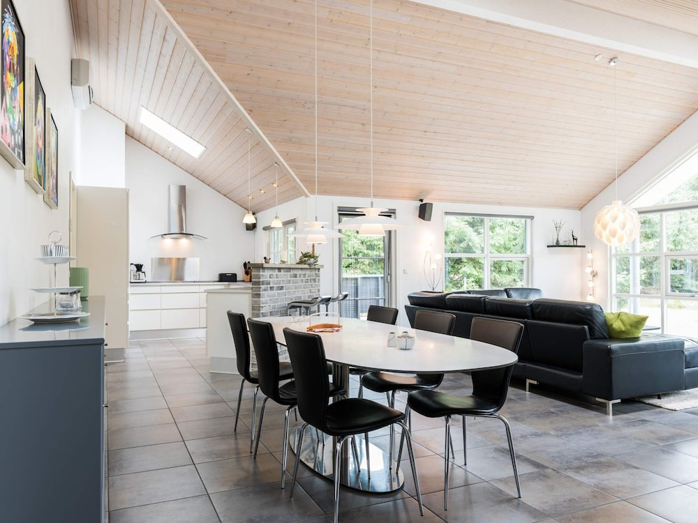 5 Star Holiday Home in Blavand
