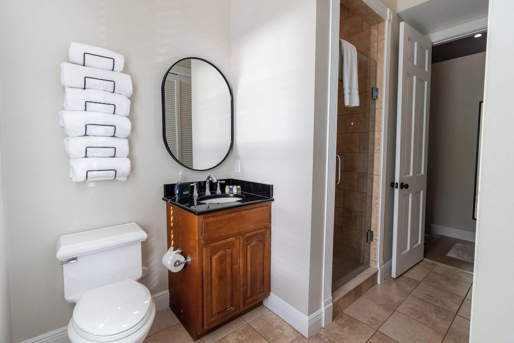 Lighthouse Suites Collection