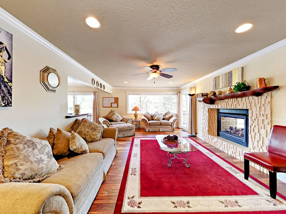 1337 Wildwood Ave Home