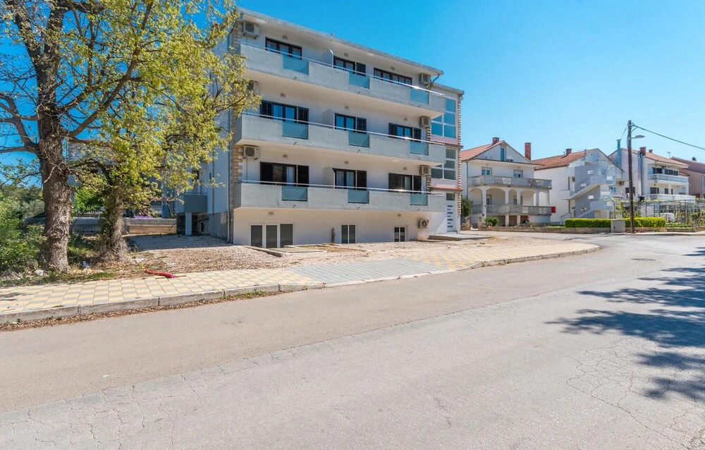 Awesome Apartment in Biograd na Moru With Wifi