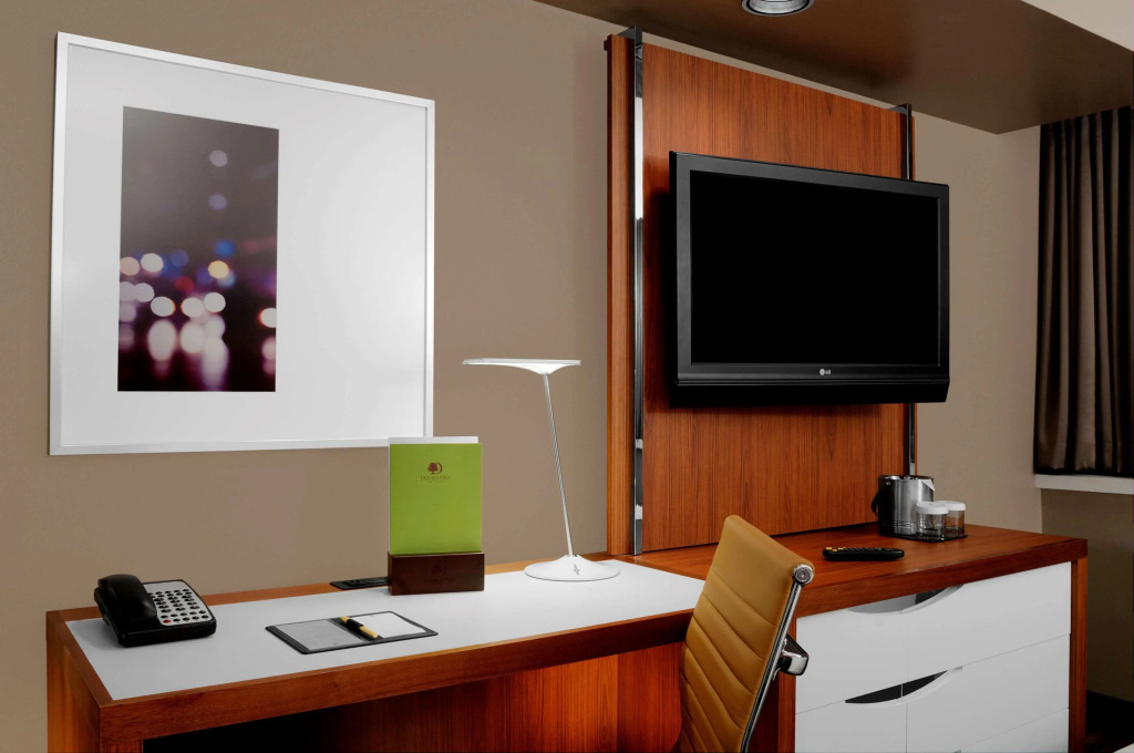 Отель DoubleTree by Hilton Metropolitan - New York City