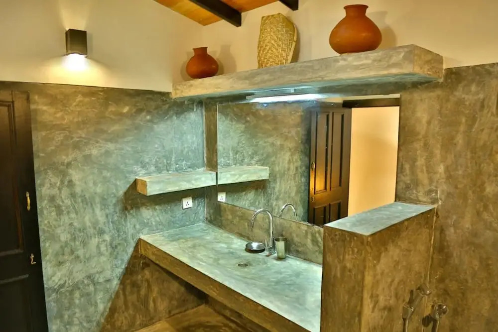 Blue Parrot Beach Villa with privat swimming pool