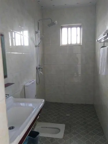 Fuxian Lake Delin Guesthouse