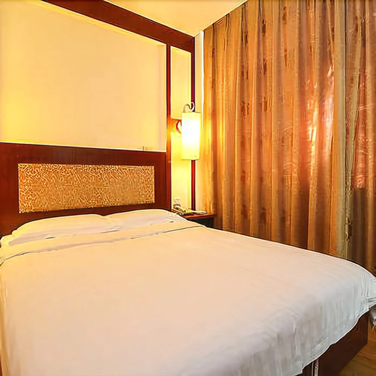 Overseas Chinese Hotel Haikou