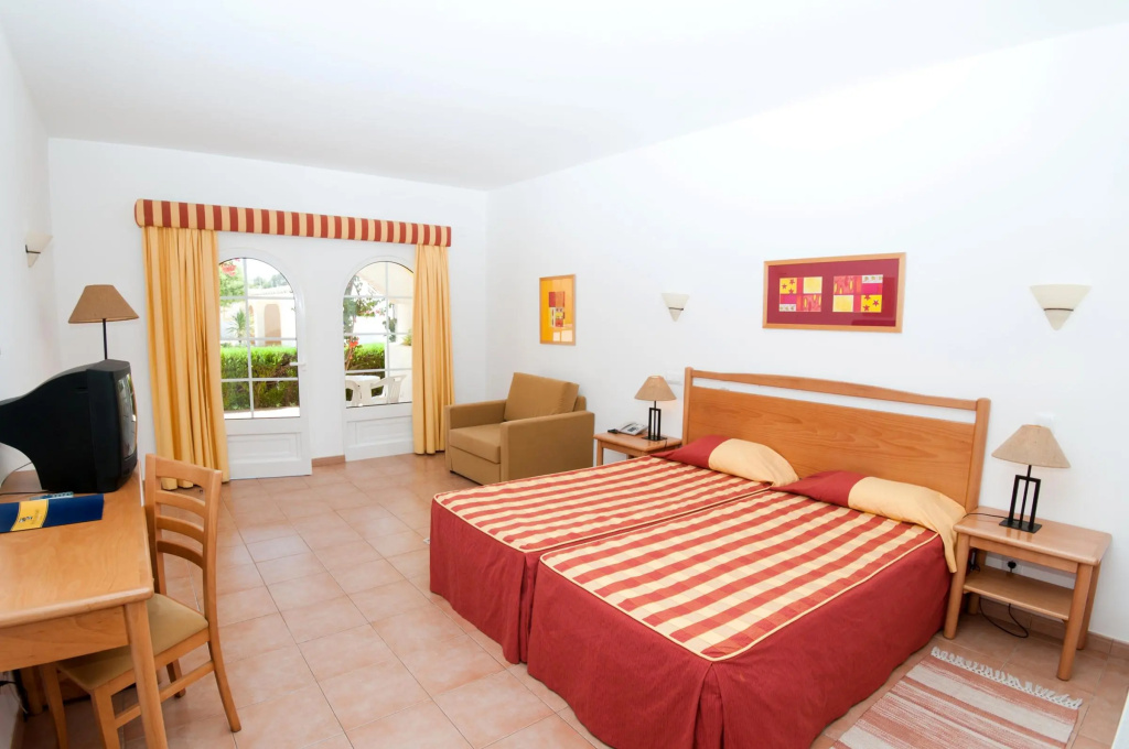 Luz Bay Hotel
