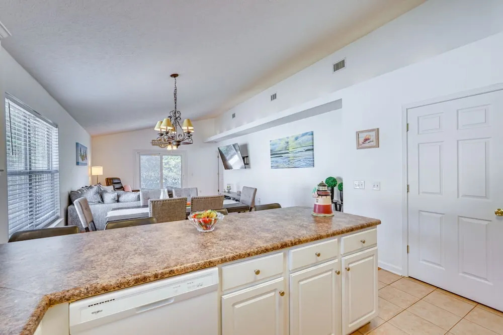 Panama City Beach Home, 1 Mi to Beach/fishing Pier