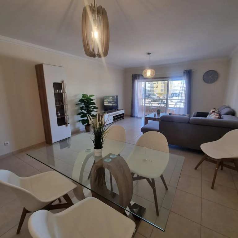 T2 Infante 101 A C Moderno Wi-fi Garagem 50M Praia