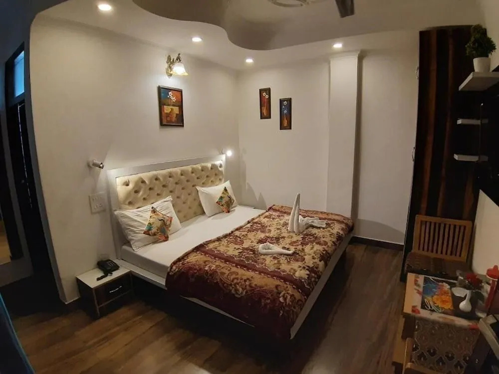 Hotel Aavas