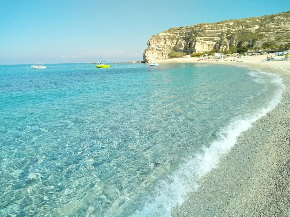 Pleasant Holiday Home in Tropea with Sea Beach Nearby