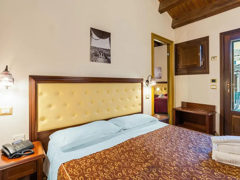 Holiday Home in Carlentini with Swimming Pool,Garden,Terrace