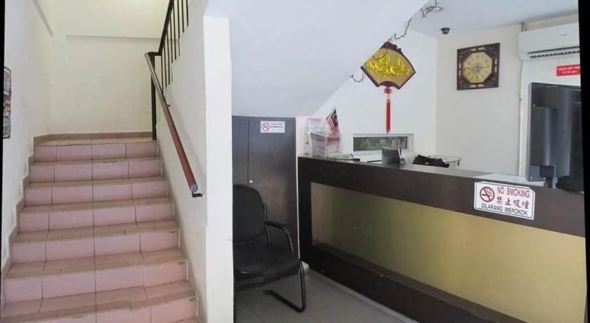 JRL Budget Inn Hotel