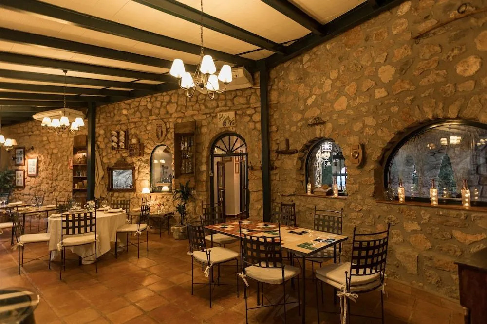 CALERILLA Hotel