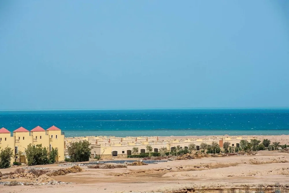 Luxury Wi-fi 1 Bedroom Apt. Close to El Gouna