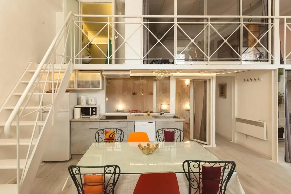 Condo Nice