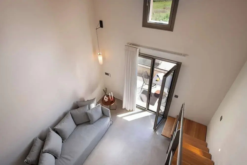 Reveli Suites