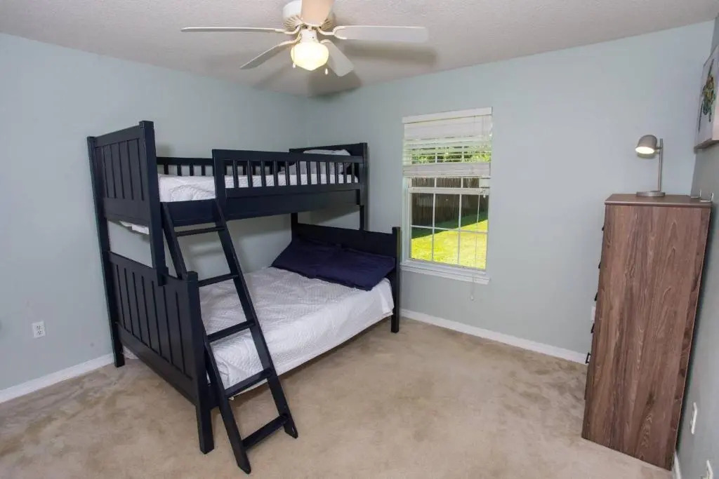 Navarre-Branston Drive - Single-Family House