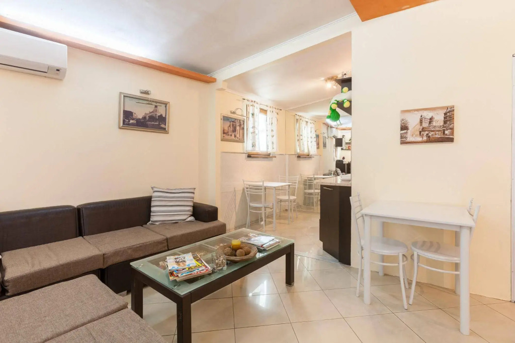 Apart & Rooms Fotinov