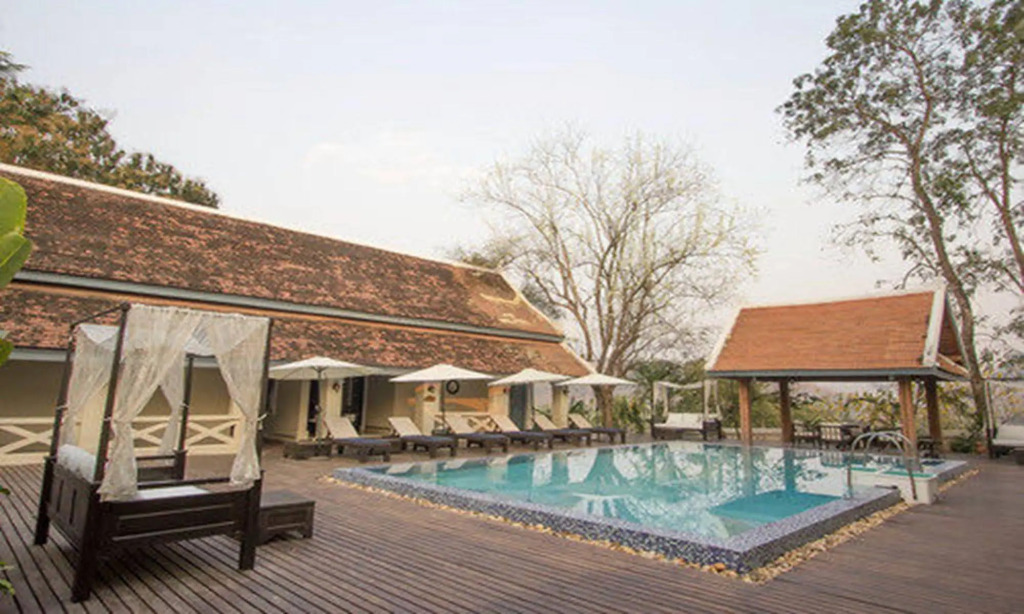 Jing Land Hotel