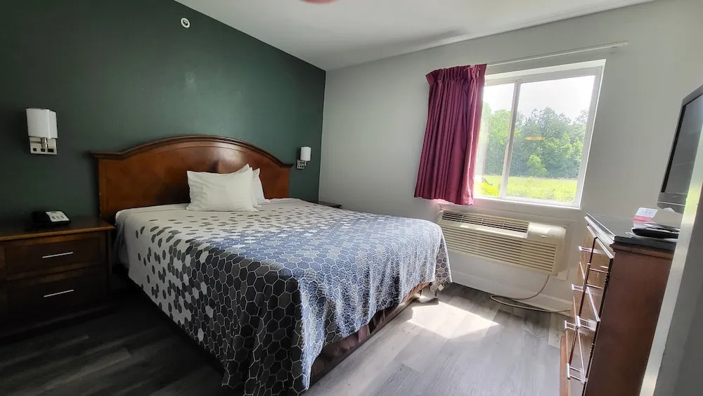Stonewood Inn & Suites of Carrollton - Smithfield