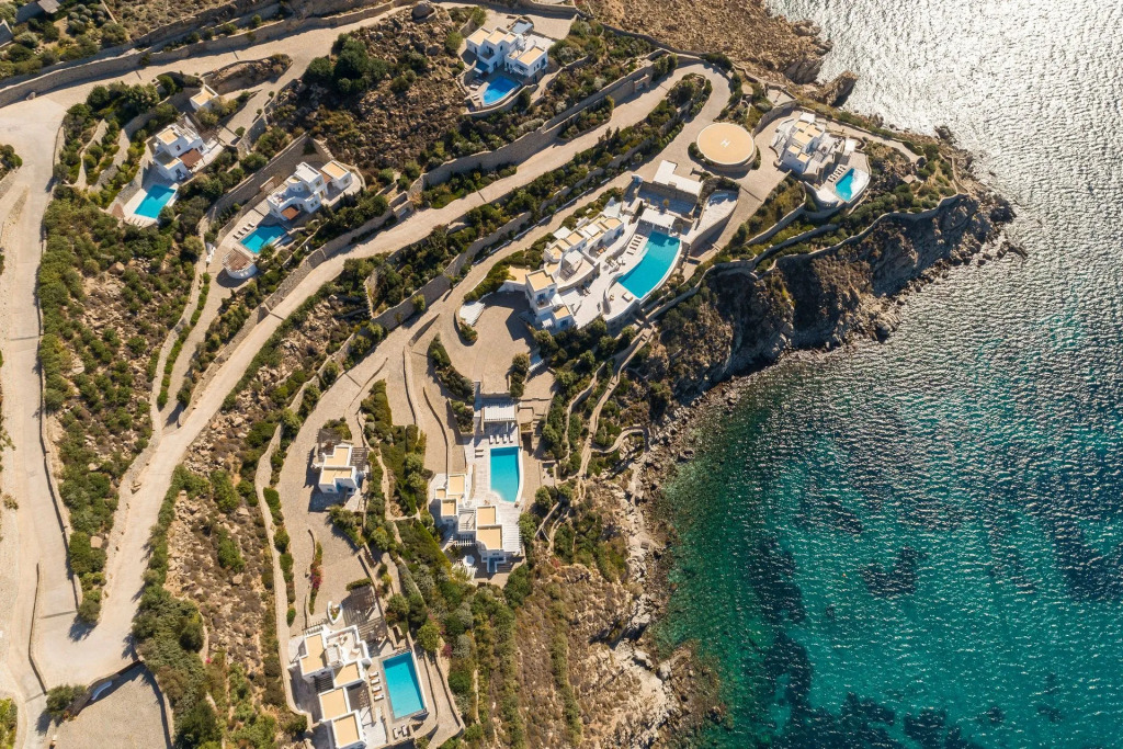 AGL Luxury Villas