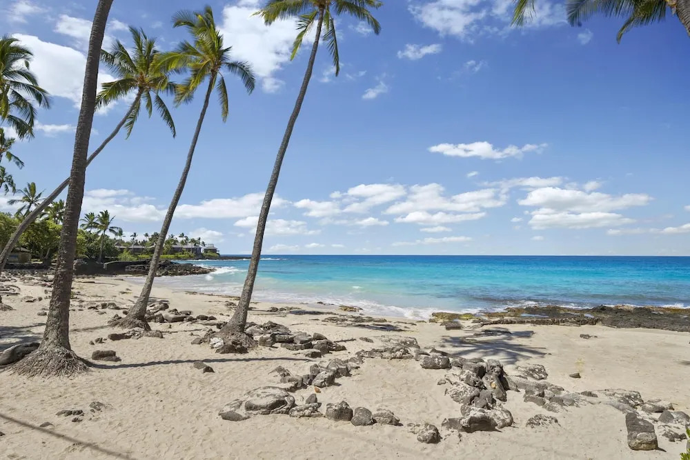 Big Island White Sands Village 333 2 Bedroom Condo