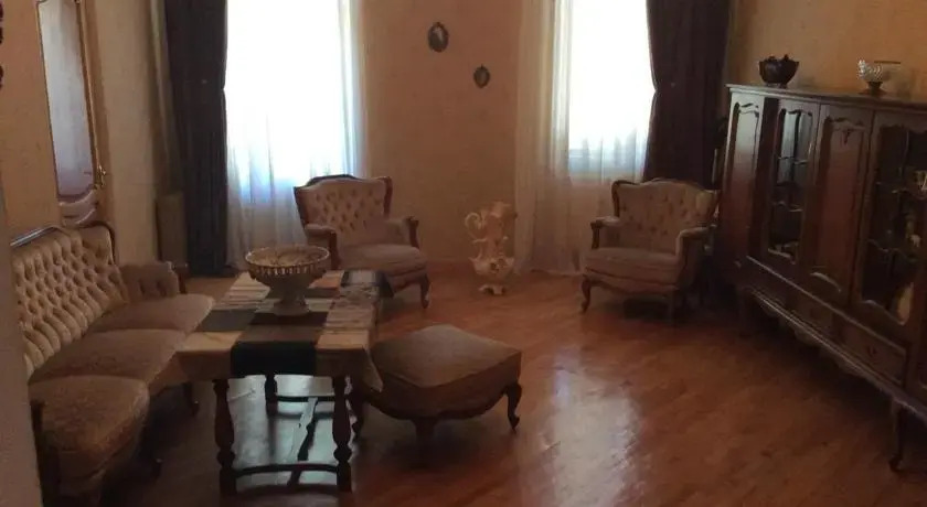 Marikas Guest house