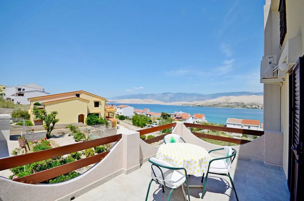 Apartments Marija Pag