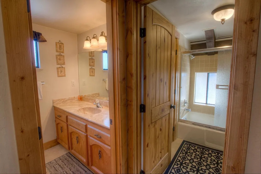 Pinehill Ponderosa by Lake Tahoe Accommodations