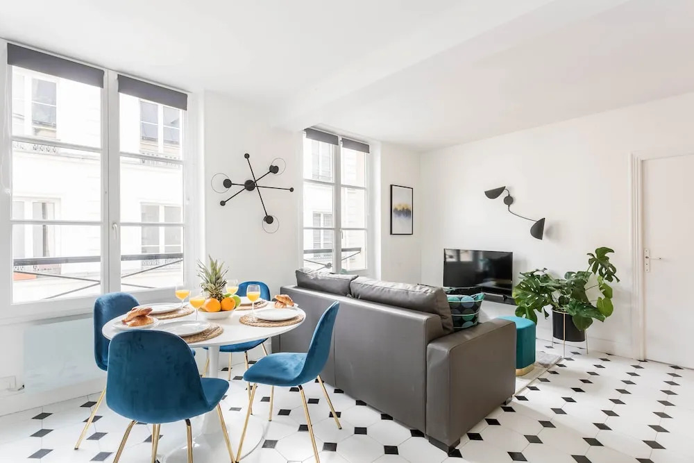 République - Le Marais Apartment