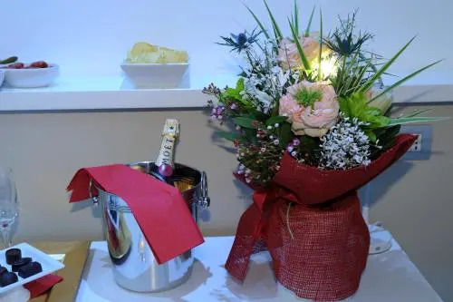 H5-5H Luxury Room