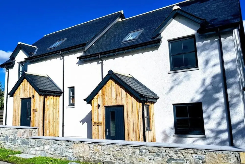 Stunning 3-bed Cottage in the Village of Tomintoul