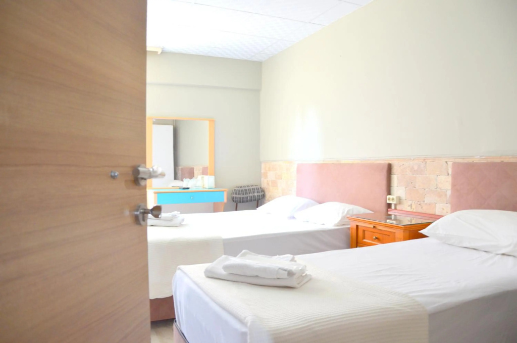 Elite Hotel City Center Saray Bed and Breakfast
