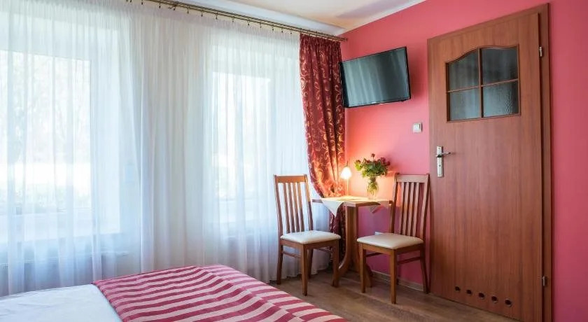 HOTEL I RESTAURACJA BROCHÓW