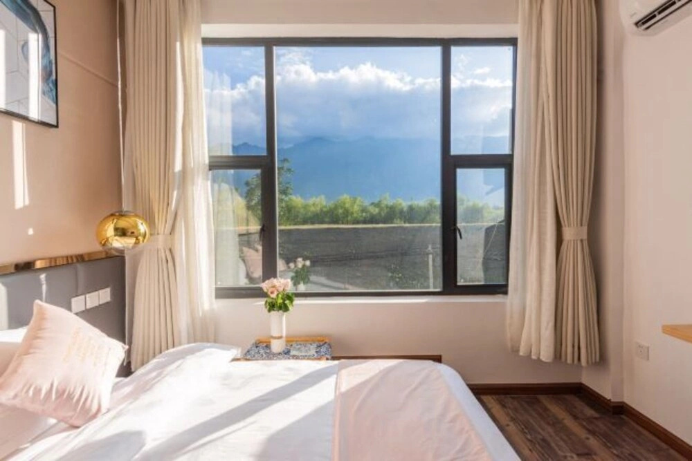 Shuiyue Dongtian Light Luxury Hostel