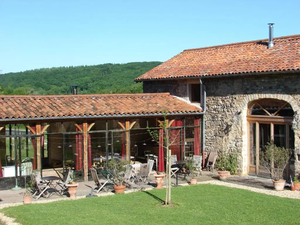 La Pierre Folle Chambres dHôtes