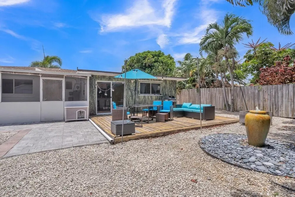 Oakland Park Fl Home Fun In Paradise And Close To Beaches 3 Bedroom Home by Redawning