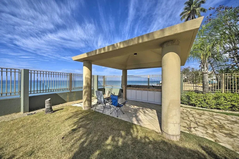 Rincon Penthouse: Steps to Private Beach Oasis!