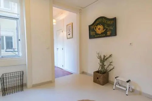 Lovelystay - Chiado 2 Bedroom Charm!