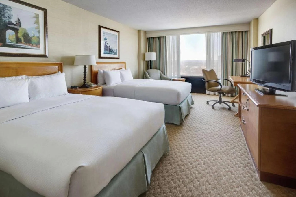 DoubleTree by Hilton Hartford Downtown