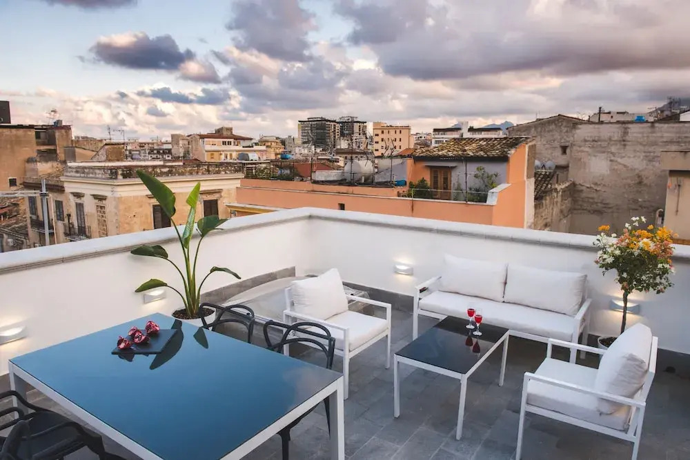 Archimede apartment with terrace