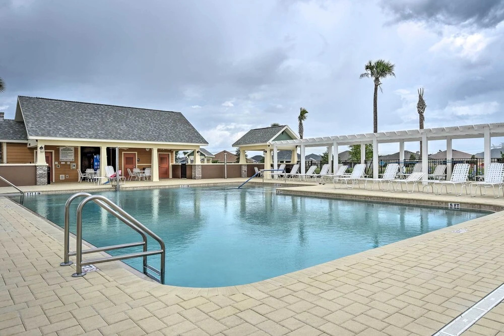 Walk to Golf & Pool: Pet-Friendly Villages Home