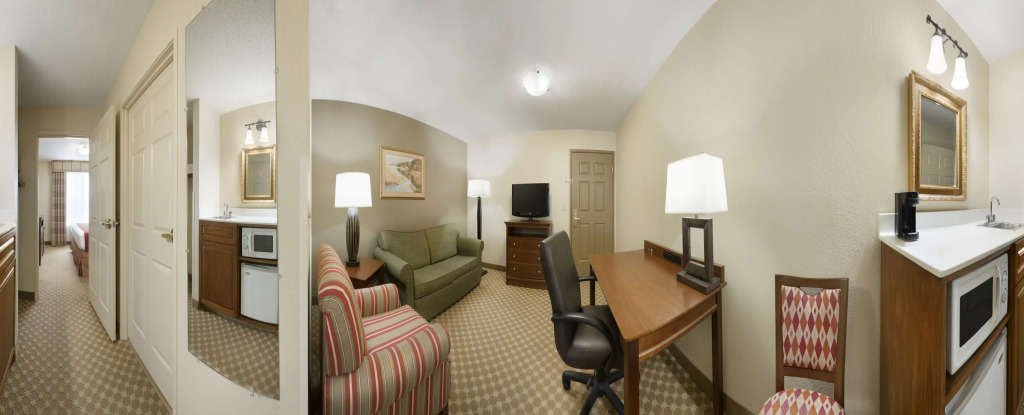 Holiday Inn Express & Suites Elyria by IHG