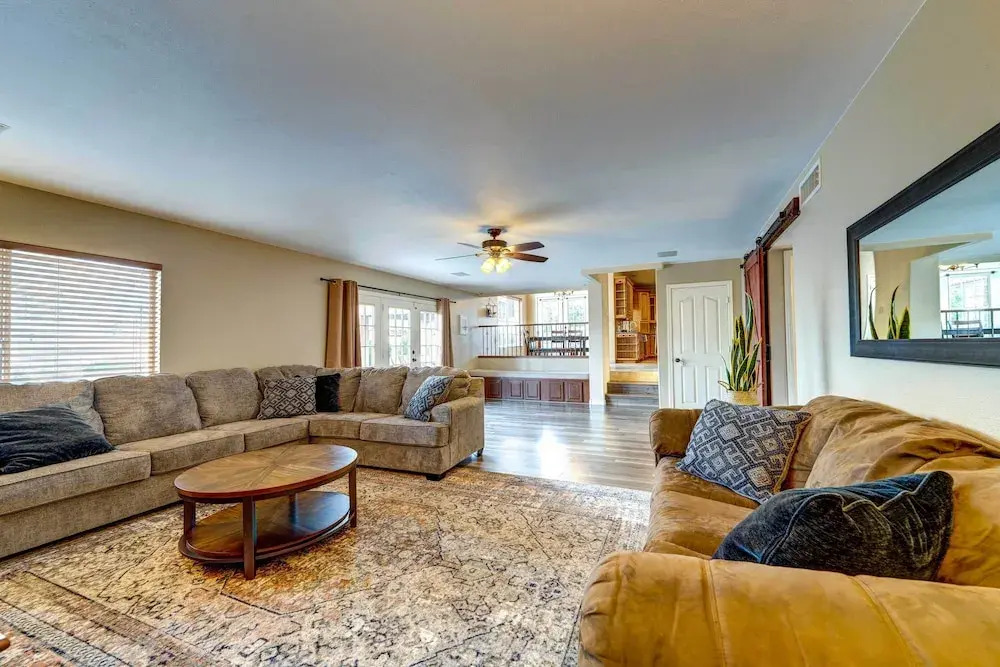 Pool + Hot Tub: Home Near Peoria Sports Complex